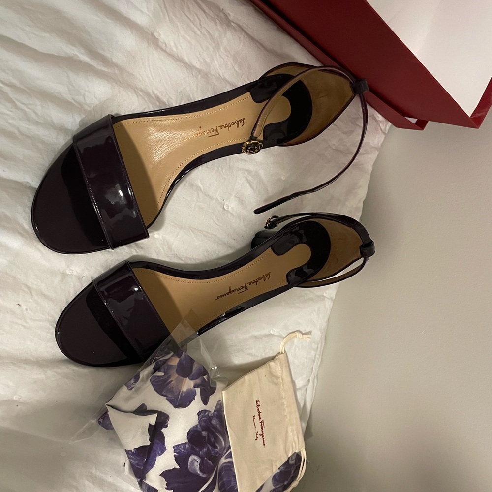 Ferragamo Women’s shoe
